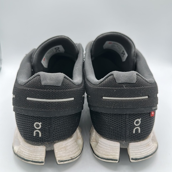 On Cloud Swiss Engineering Running Shoes, size 10.5 - Picture 7 of 10